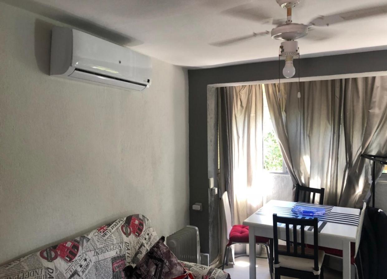 Apartamento 1 Dormitorio Y Salon Con Sofa Cama Bien Comunicado Con El Centro Севиля Екстериор снимка